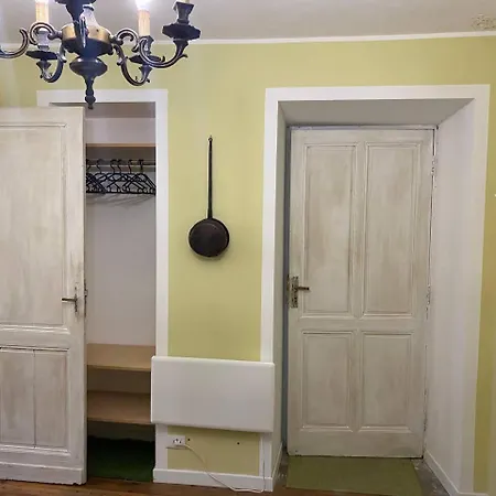 Cascina Vica Biella Appartement *