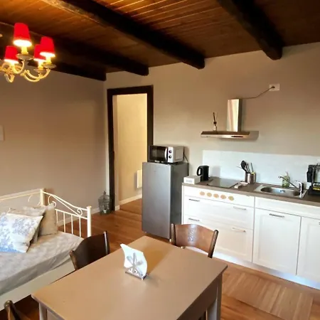 Cascina Vica Biella Appartement *