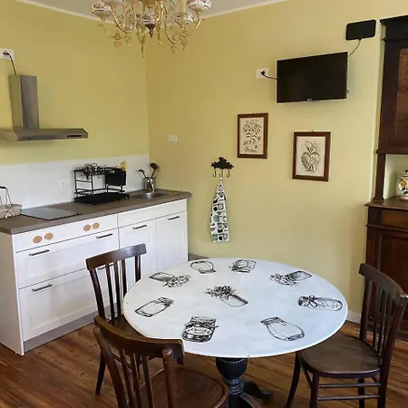 Cascina Vica Biella Appartement *