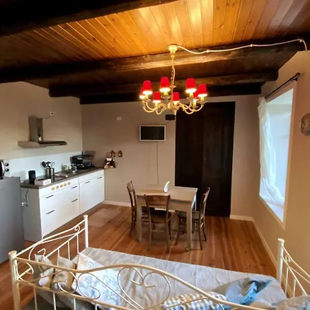 Cascina Vica Biella Appartement